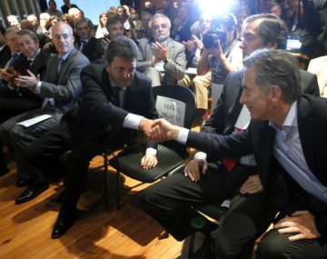 Los presidenciables de la oposición juntos oyeron reclamos de empresarios