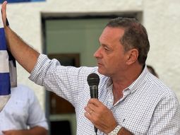 Álvaro Delgado volvió a hablar sobre la lucha contra el narcotráfico en el Uruguay. Álvaro Delgado volvió a hablar sobre la lucha contra el narcotráfico en el Uruguay.