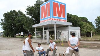 maxiconsumo advierte: no fue un paro, fue un bloqueo maxiconsumo advierte: no fue un paro, fue un bloqueo