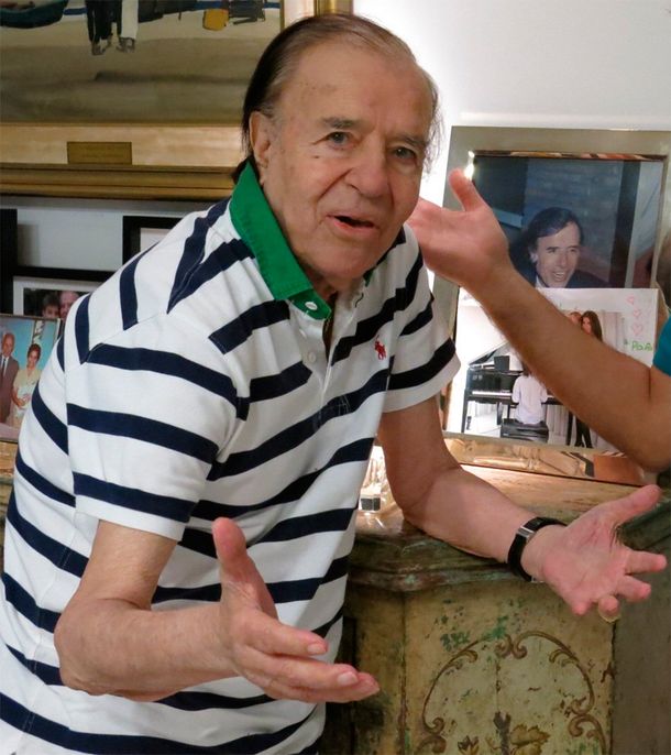Menem se confiesa: Que yo recuerde nunca estuve con una travesti... creo