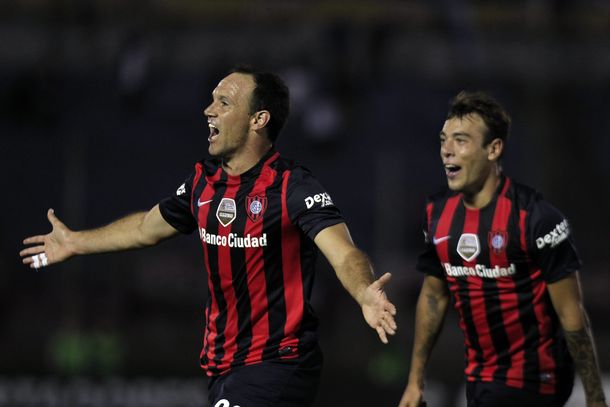 En una ráfaga, San Lorenzo lo dio vuelta en Uruguay