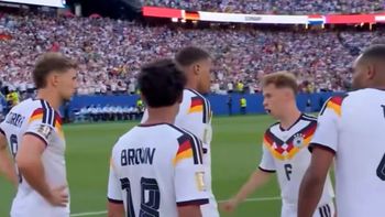polemica en alemania: un video muestra a jugadores negandose a patear un penal ante paraguay polemica en alemania: un video muestra a jugadores negandose a patear un penal ante paraguay