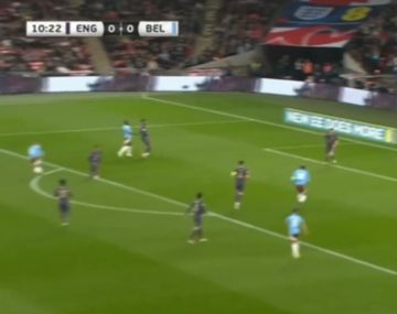 Video: el insólito gol que Bélgica le hizo a Inglaterra en un amistoso