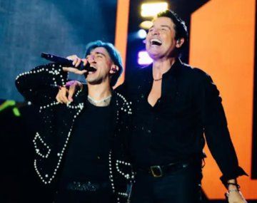 Luck Ra sorprendió en el show de Chayanne en Córdoba y cantaron ante miles de fans