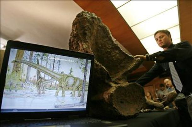 Dinosaurio_efe