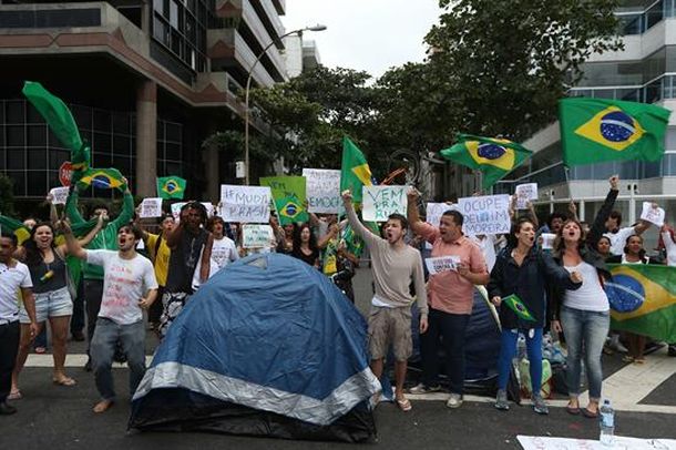 Piden suspender Brasil-Uruguay por temor a violencia