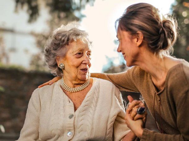 Día de la Suegra: por qué se celebra el 26 de octubre