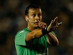 fin de la polemica: dario herrera dirigira la revancha del superclasico fin de la polemica: dario herrera dirigira la revancha del superclasico