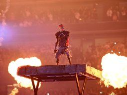 el recital de travis scott reunio a emilia, duki, nicki nicole y cazzu