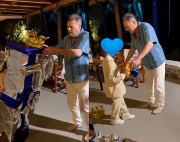 La sorpresa de Vicky Xipolitakis a su padre