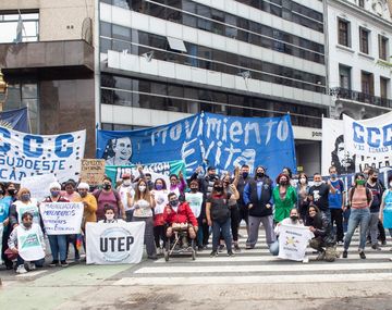 Movimiento Evita marcha para defender la democracia en Brasil