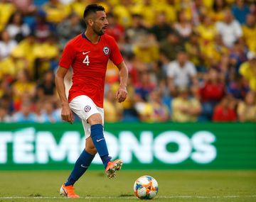 Mauricio Isla, lateral chileno