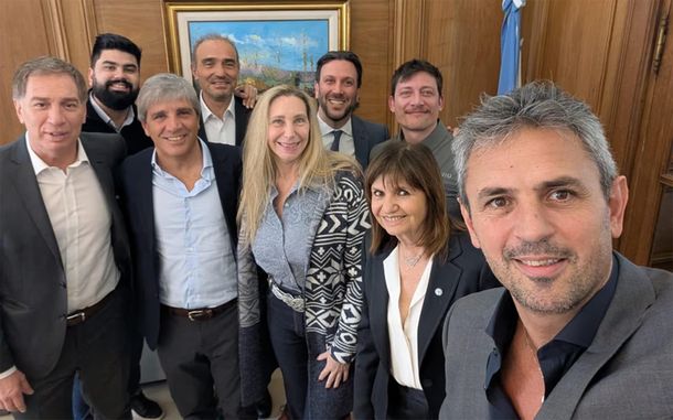 La mesa política del Gobierno se reunió este martes.