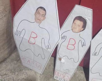 Previa picante entre San Lorenzo y Huracán: ataúdes y pintadas a horas del clásico