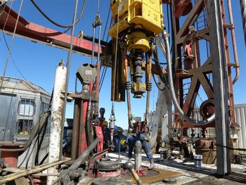 El Gobierno bajó las retenciones a la exportación de petróleo