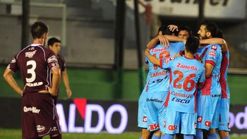 debut y goleada para martin palermo: arsenal supero a lanus debut y goleada para martin palermo: arsenal supero a lanus