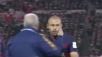 los hinchas de river silbaron a mascherano cuando se fue reemplazado los hinchas de river silbaron a mascherano cuando se fue reemplazado