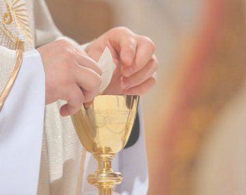 Un cura chocó dos autos