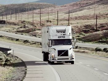 Camioneros vs. robots: una crisis que crecerá en los próximos años
