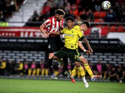 En la previa a la revancha con Flamengo, Estudiantes le ganó por la mínima a Defensa