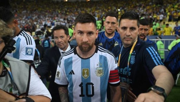 Un periodista español avaló la represión en el Maracaná para criticar a Messi