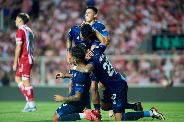 Liga Profesional de Fútbol: Talleres le ganó de visitante a Unión y quedó a 3 puntos Vélez