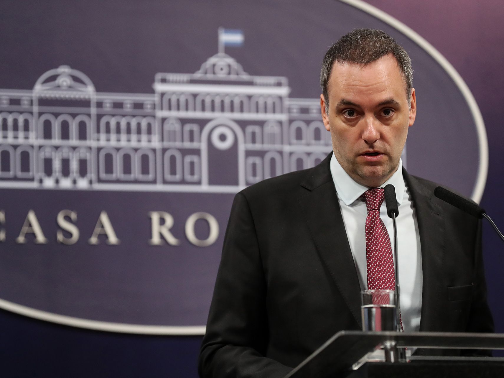 Manuel Adorni brinda su habitual conferencia de prensa en Casa Rosada