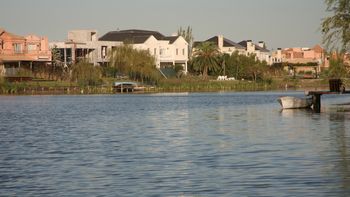 Foto archivo country Nordelta Foto archivo country Nordelta