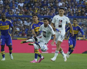 Boca empató ante Riestra en el debut de Gago en La Bombonera