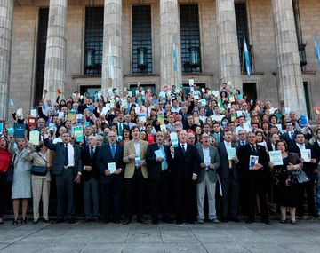 Constitucionalistas protestaron contra la reforma judicial