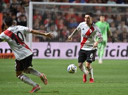 nuevo golpe para river: con marcelo gallardo expulsado, cayo por 1-0 ante argentinos nuevo golpe para river: con marcelo gallardo expulsado, cayo por 1-0 ante argentinos
