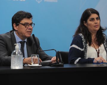 Recomendamos a los empleadores privados que adopten las medidas para disminuir la cantidad de trabajadores a los indispensables para que el trabajo funcione, dijo Claudio Moroni