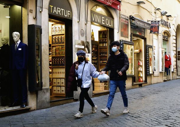 Italia: cierran colegios y universidades por el coronavirus