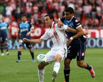 Estudiantes derrotó a Quilmes en el debut de Giunta