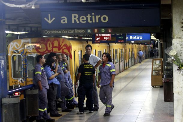 El PRO cede el impuesto a las naftas y el kirchnerismo votaría el traspaso del subte