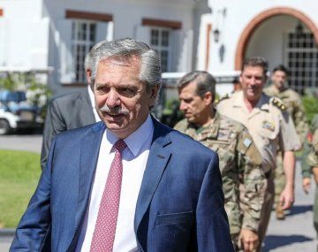 Alberto Fernández agradeció a las Fuerzas Armadas la asistencia para enfrentar la pandemia