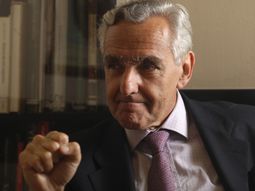 paso: fuerte retroceso electoral del kirchnerismo paso: fuerte retroceso electoral del kirchnerismo