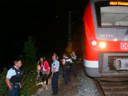panico en suiza: un hombre incendio vagon de un tren y acuchillo a varios pasajeros panico en suiza: un hombre incendio vagon de un tren y acuchillo a varios pasajeros