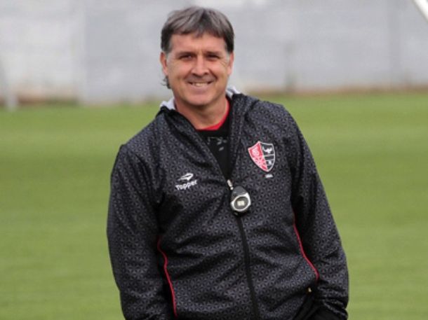 El Tata Martino ya tiene canción propia