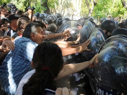 La oposición pidió la renuncia del ministro Montenegro