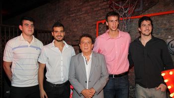 la asociacion de basquet presento el super 8 la asociacion de basquet presento el super 8