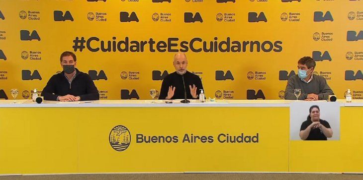 Rodríguez Larreta anunció la flexibilización de las restricciones y Quirós anticipó que los casos subirán