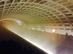 nube de humo en el subte de washington nube de humo en el subte de washington