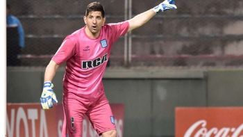 el violento pasacalles que le pusieron a orion: no somos arsenal, somos racing el violento pasacalles que le pusieron a orion: no somos arsenal, somos racing