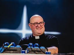 Padre Guilherme EN VIVO: cómo ver el homenaje al Papa Francisco en Plaza de Mayo por Internet Padre Guilherme EN VIVO: cómo ver el homenaje al Papa Francisco en Plaza de Mayo por Internet