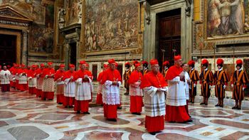 comienza el conclave que elegira al nuevo papa comienza el conclave que elegira al nuevo papa