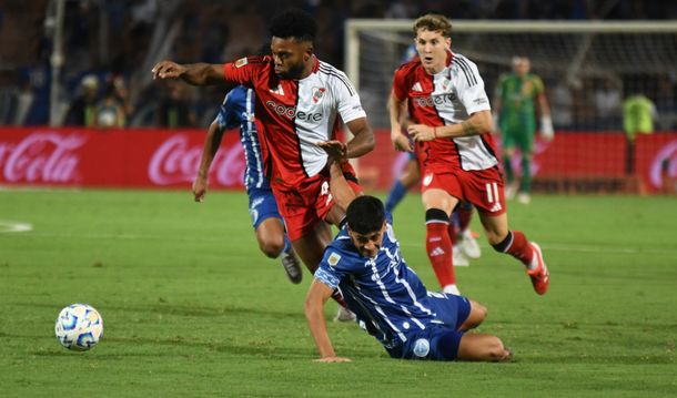 Torneo Apertura: River igualó sin goles ante Godoy Cruz en Mendoza