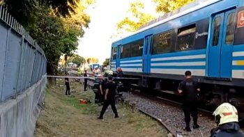 una formacion del tren sarmiento arrollo y mato a un hombre de 70 anos