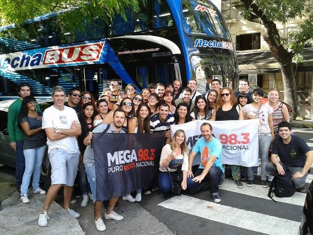 Mega 98.3 llevó a 40 oyentes al show de No Te Va Gustar en el estadio Ciudad de La Plata