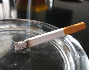 El aumento de los cigarrillos reduce el consumo